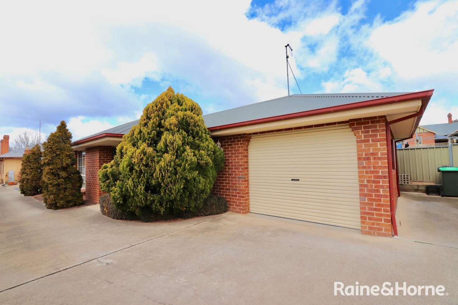 Main view of Homely unit listing, 1/147 Seymour, Bathurst NSW 2795