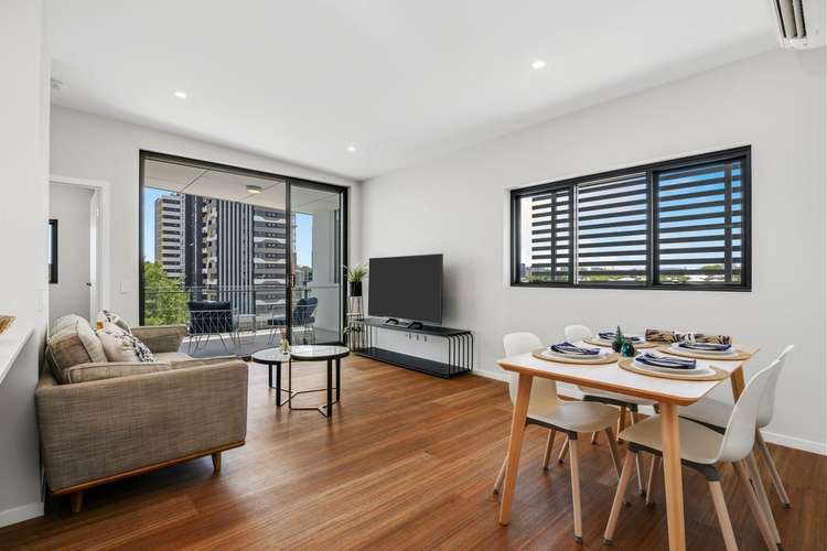 Fourth view of Homely apartment listing, 9/33 Sword Street, Woolloongabba QLD 4102