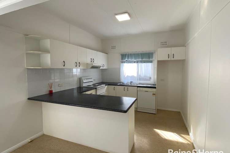 2/11 South Street, Greenwell Point NSW 2540