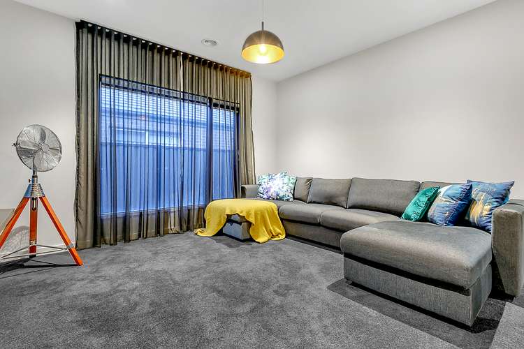 Sixth view of Homely house listing, 4 Banjolina Circuit, Craigieburn VIC 3064