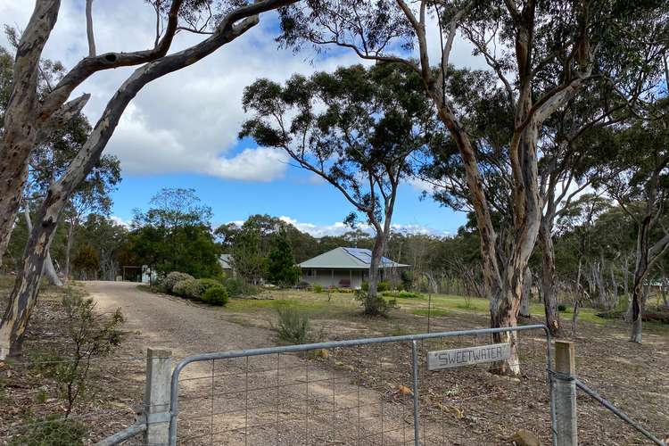 33 Lomatia Close, Tallong NSW 2579