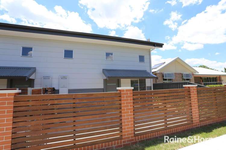 Main view of Homely unit listing, 3/94 Havannah Street, Bathurst NSW 2795