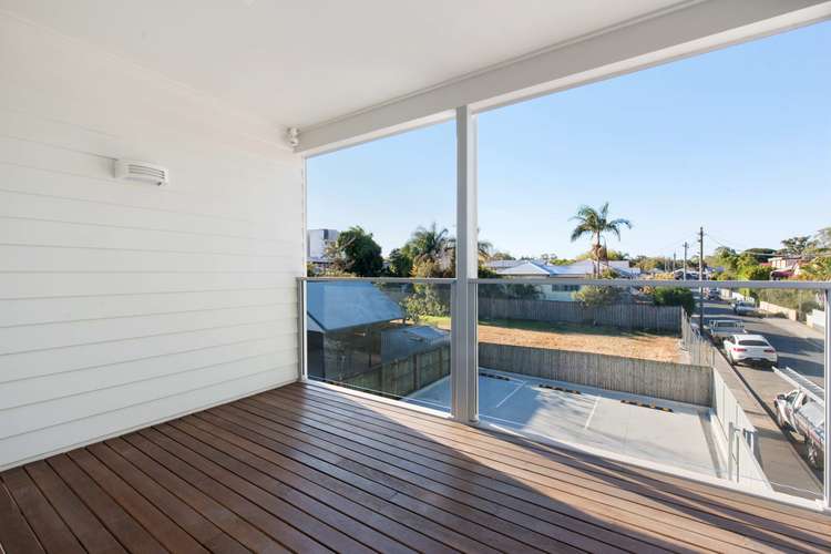 Main view of Homely apartment listing, 2/90 Old Cleveland Road, Coorparoo QLD 4151