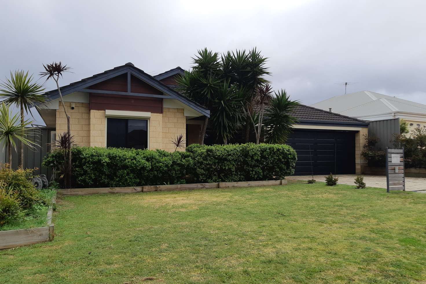 Main view of Homely house listing, 8 Taunton Mews, Leda WA 6170