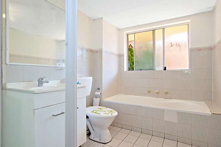 Sixth view of Homely unit listing, 4/72 Reynolds Ave, Bankstown NSW 2200