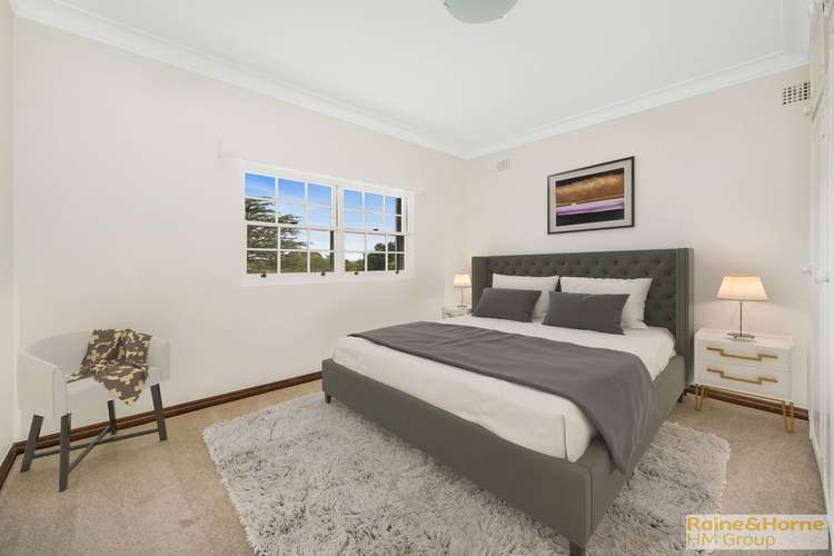 Third view of Homely apartment listing, 10/11-17 Selwyn Street, Wollstonecraft NSW 2065