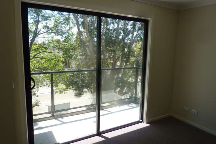 Fourth view of Homely townhouse listing, 1/28 Burrows Avenue, Dandenong VIC 3175