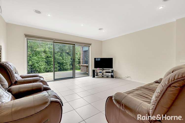 Seventh view of Homely house listing, 15 Ebony Circuit, Craigieburn VIC 3064