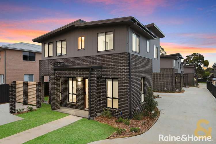 Main view of Homely townhouse listing, 2/165 Canberra Street, St Marys NSW 2760