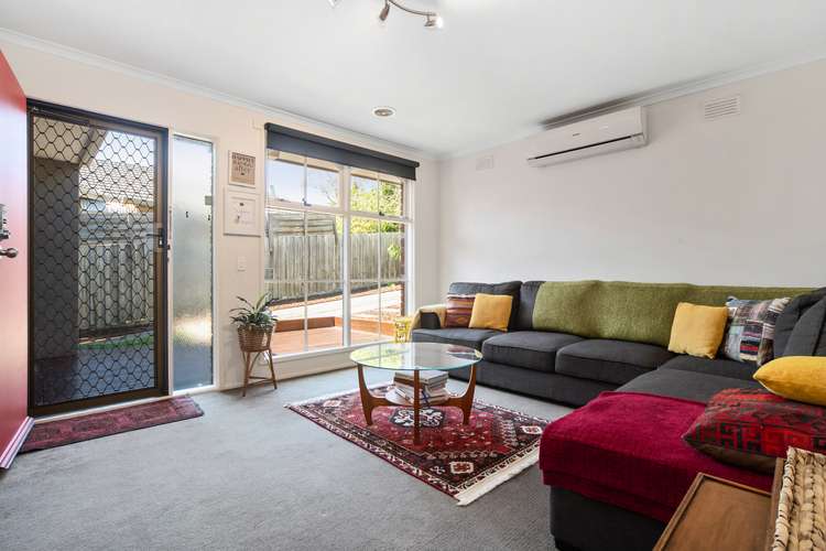 Second view of Homely unit listing, 2/39 Highview Road, Frankston VIC 3199