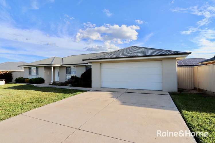 Main view of Homely house listing, 4 Icely St, Bathurst NSW 2795