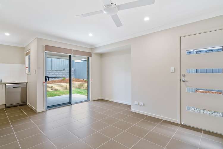 Second view of Homely unit listing, 2/21 Rawmarsh Street, Farley NSW 2320