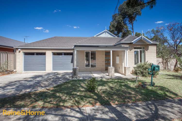 Second view of Homely house listing, 7 SANDPIPER GROVE, Sunbury VIC 3429
