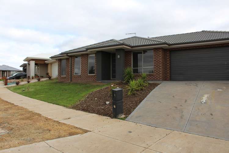 Main view of Homely house listing, 5 Lampton Way, Sunbury VIC 3429