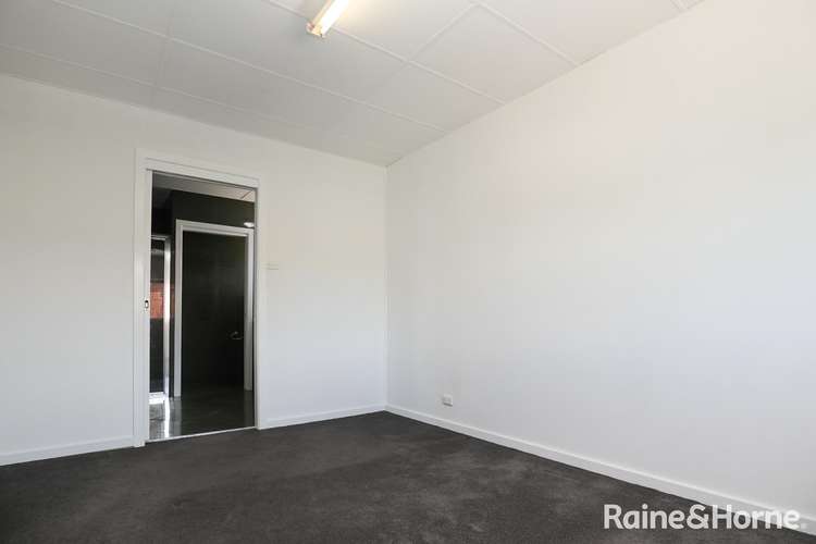 Fifth view of Homely unit listing, 4/53 Fernleigh Road, Wagga Wagga NSW 2650