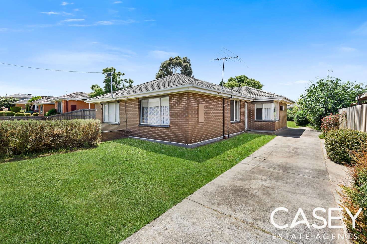 Main view of Homely house listing, 1/18 Charles Avenue, Hallam VIC 3803