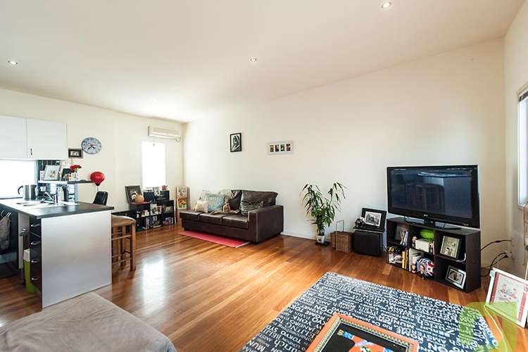 Main view of Homely unit listing, 5/4 Florence St, Williamstown VIC 3016