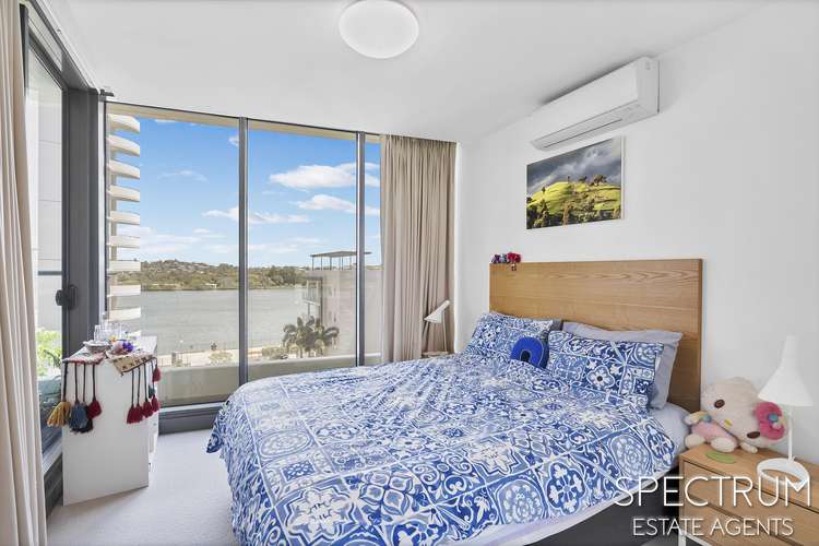 Third view of Homely unit listing, 504/35b Harbour Road, Hamilton QLD 4007