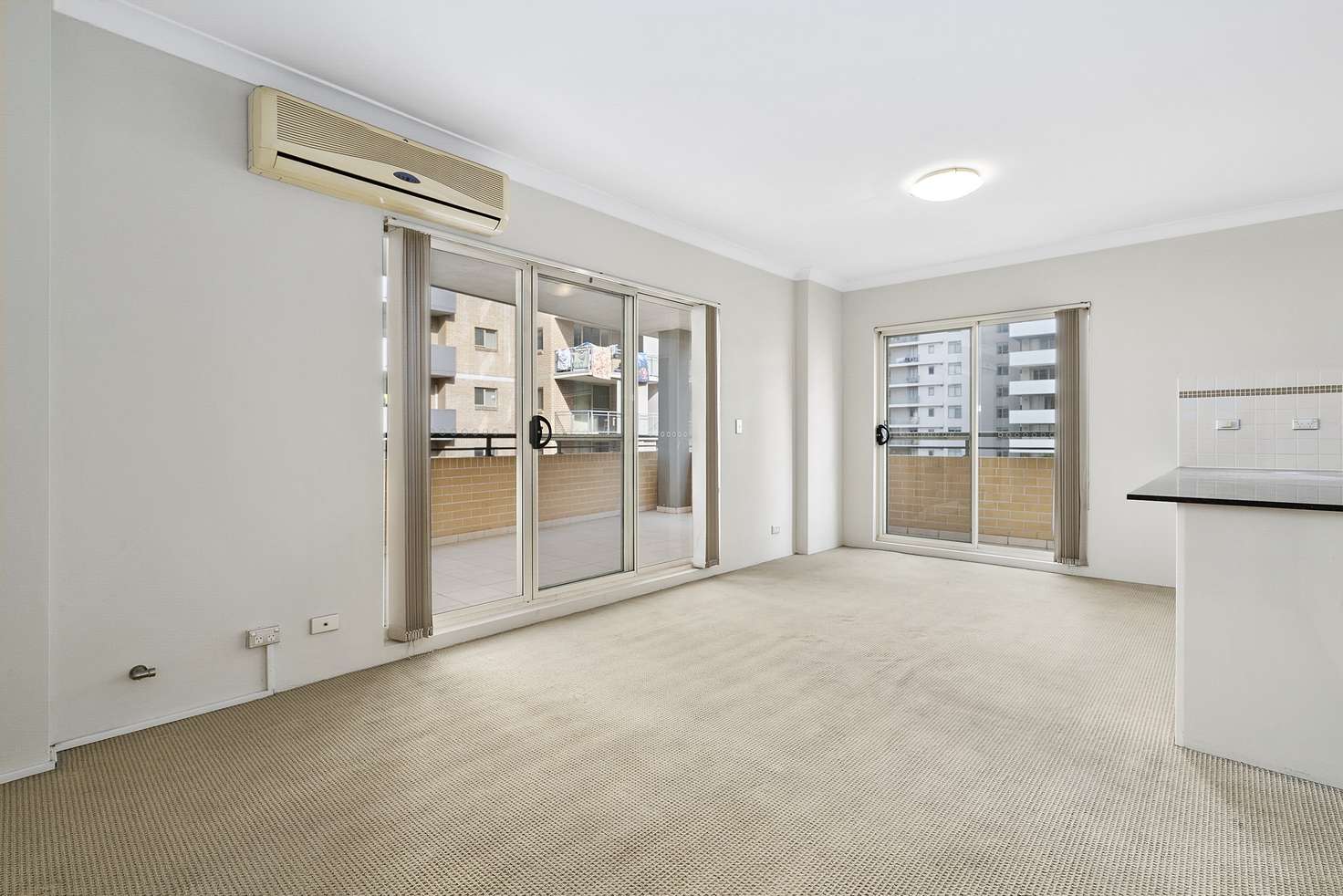 Main view of Homely unit listing, 19/8-10 Browne Parade, Warwick Farm NSW 2170