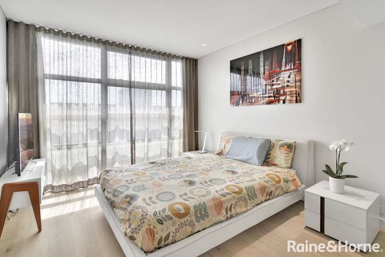 Fifth view of Homely apartment listing, R502/220 Pacific Highway (rear of block), Crows Nest NSW 2065