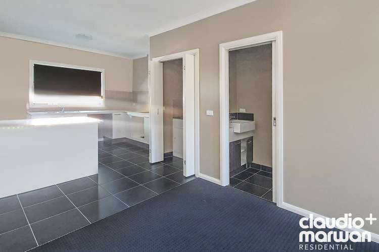 Main view of Homely townhouse listing, 2/5 Metelman Court, Broadmeadows VIC 3047