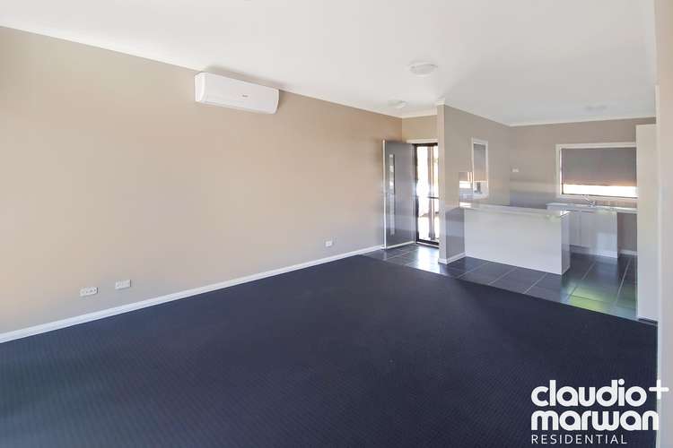 Fifth view of Homely townhouse listing, 2/5 Metelman Court, Broadmeadows VIC 3047