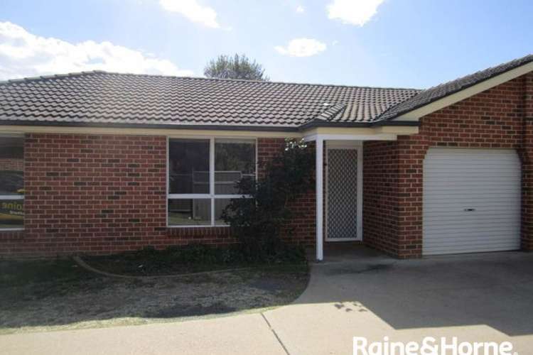 Main view of Homely unit listing, 2/44 Lambert Street, Bathurst NSW 2795