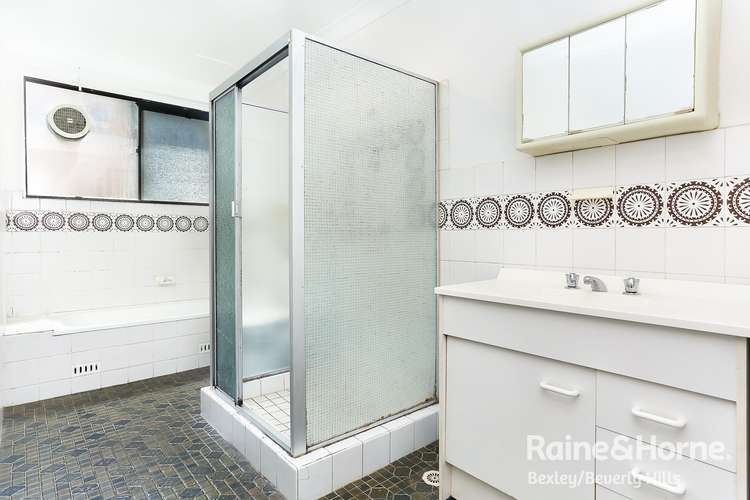 Fifth view of Homely unit listing, 2/376 Railway Parade, Carlton NSW 2218