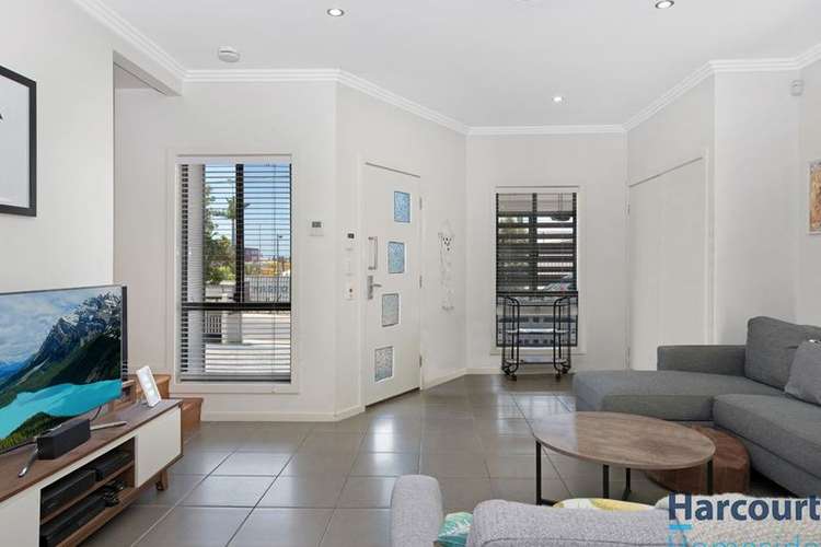 Third view of Homely house listing, 1/24 Henry Street, Woolloongabba QLD 4102