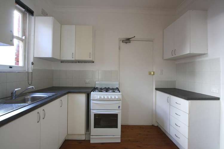 Fourth view of Homely apartment listing, 2/3 Ramsgate Avenue, Bondi Beach NSW 2026