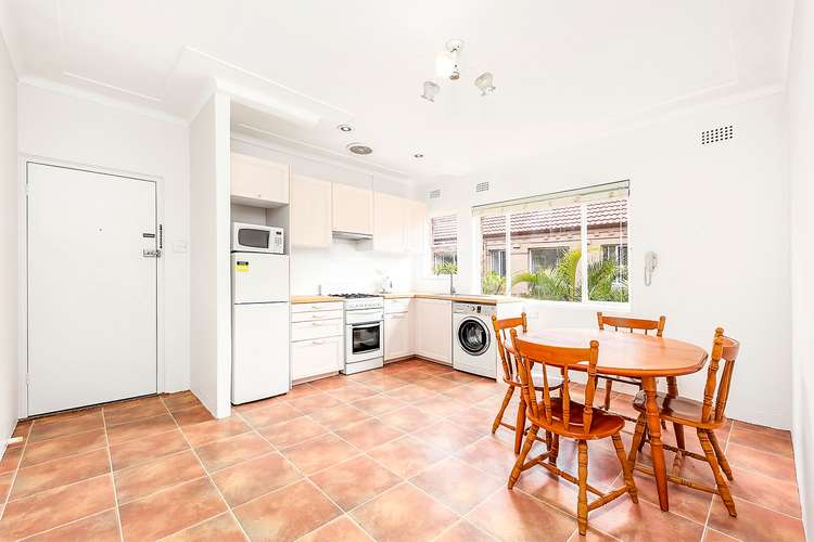 Third view of Homely apartment listing, 5/10 Hereward Street, Maroubra NSW 2035
