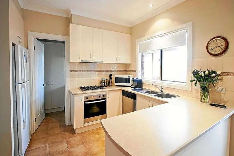 Main view of Homely unit listing, 2/5 Ferguson Street, Spotswood VIC 3015