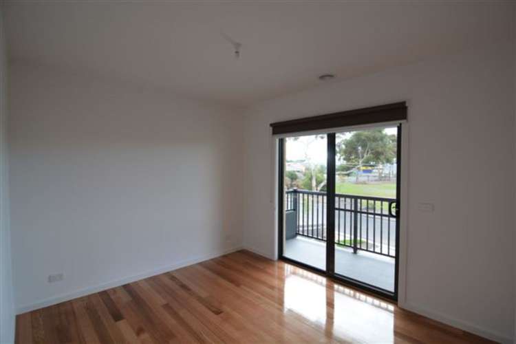 Fifth view of Homely townhouse listing, 2/5 Powell Crescent, Maidstone VIC 3012