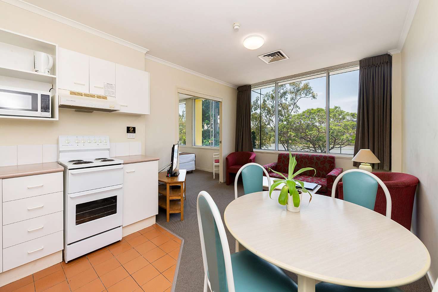 Main view of Homely unit listing, 6/435 Coronation Drive, Auchenflower QLD 4066