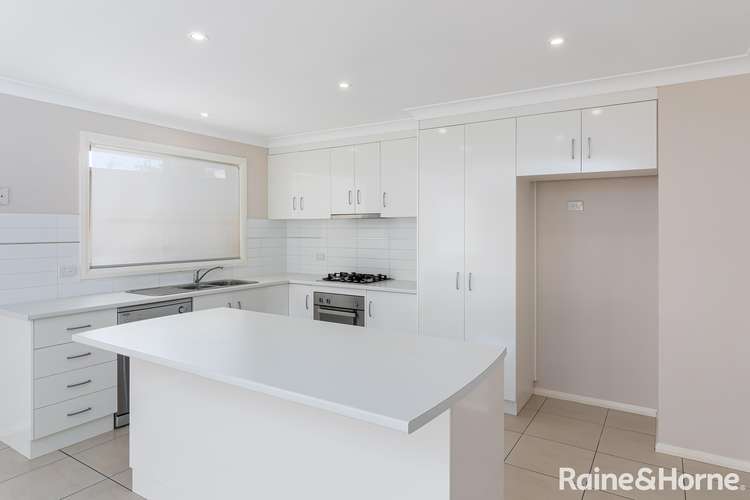 Third view of Homely house listing, 2/24 Dundale Crescent, Estella NSW 2650