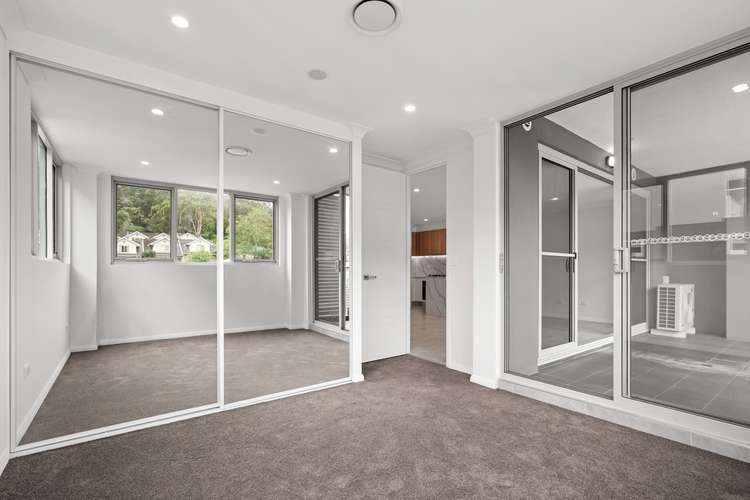 Fifth view of Homely unit listing, 402/10-14 Fielder Street, West Gosford NSW 2250