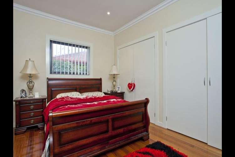Fourth view of Homely unit listing, 2/53 Riverside Avenue, Avondale Heights VIC 3034