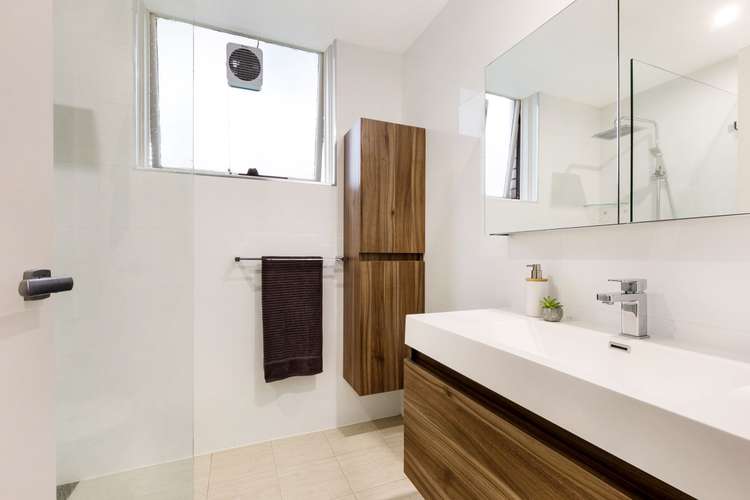 Third view of Homely apartment listing, 5/8 Murray Street, Lane Cove North NSW 2066