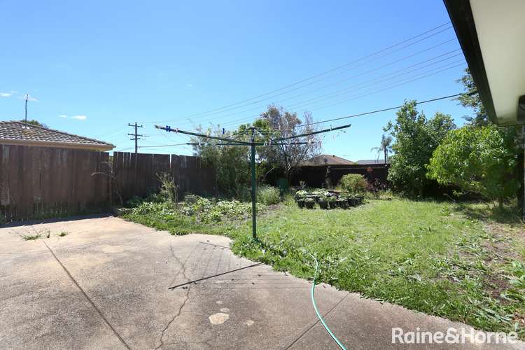 Sixth view of Homely house listing, 2 Navarre Court, Meadow Heights VIC 3048