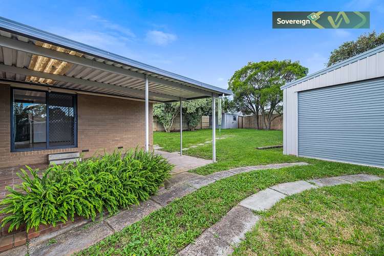 Seventh view of Homely house listing, 10 Kialoa Court, Narre Warren VIC 3805