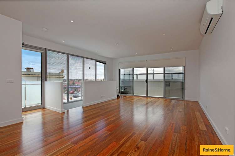 Second view of Homely townhouse listing, 6/1A Regent Street, Ascot Vale VIC 3032