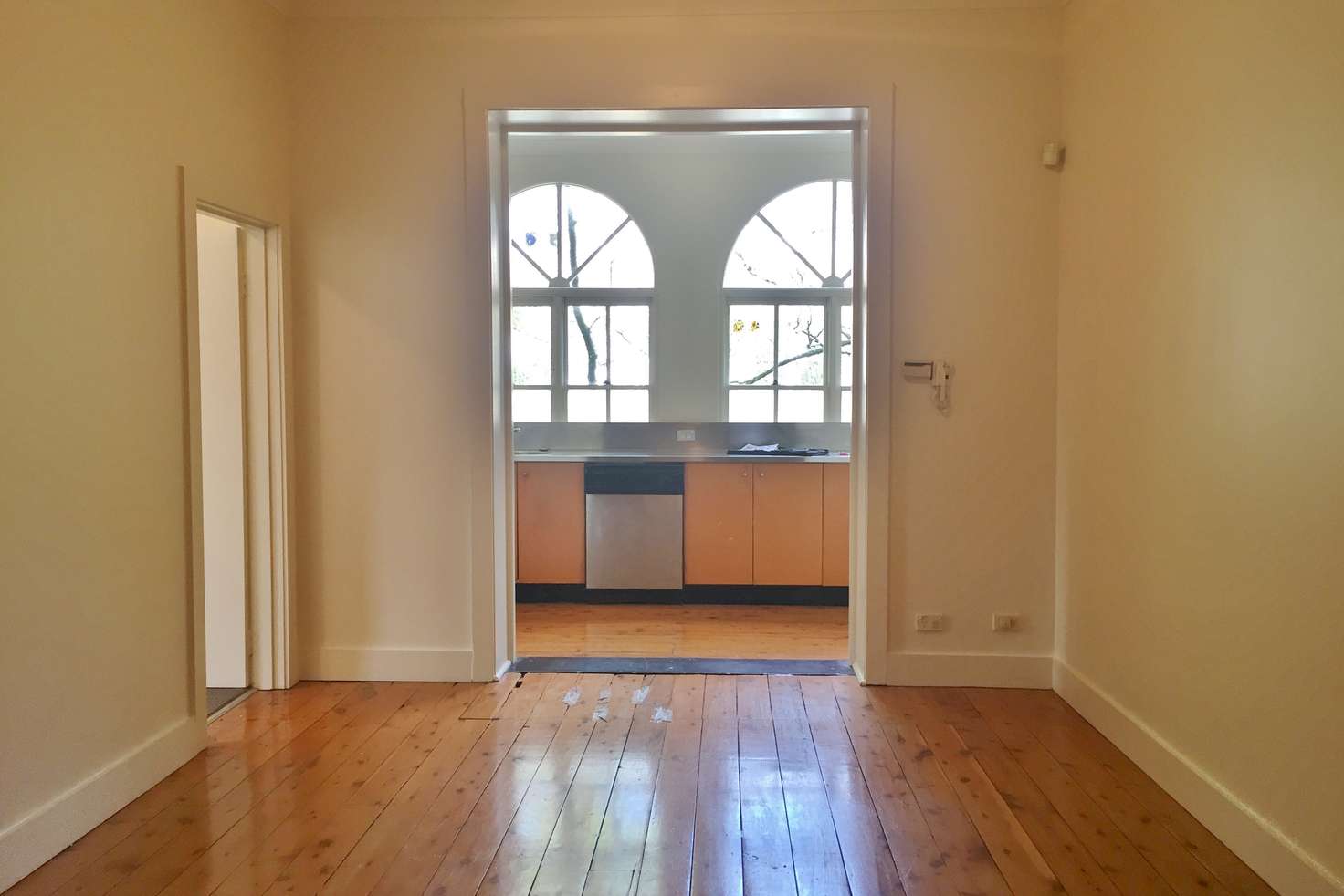 Main view of Homely unit listing, 5/10 Hughes Street, Potts Point NSW 2011