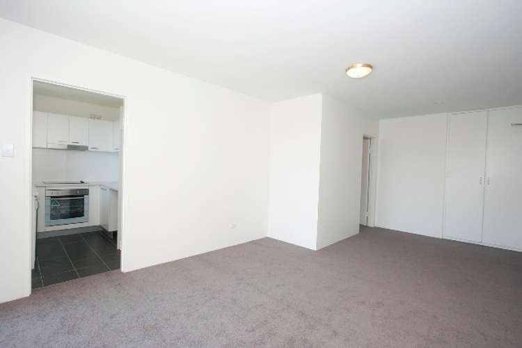 Third view of Homely apartment listing, 3/2 Kareela Road, Cremorne Point NSW 2090
