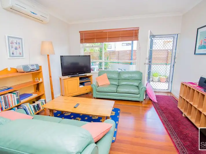 Fourth view of Homely unit listing, 4/25B Ullapool Road, Applecross WA 6153