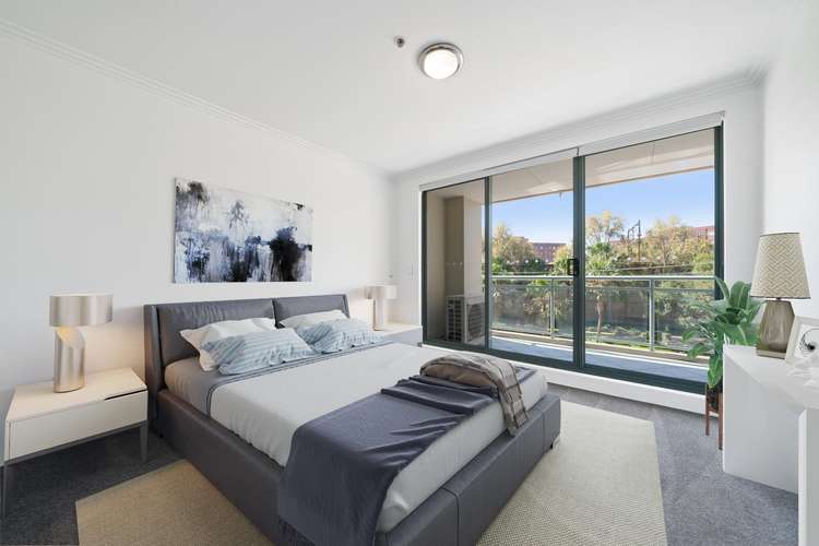 Second view of Homely apartment listing, 5/110 Alfred Street, Milsons Point NSW 2061