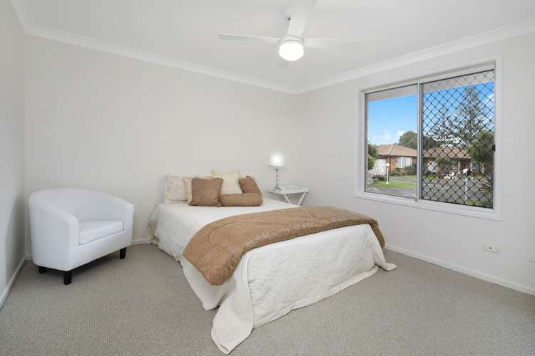 Fifth view of Homely villa listing, 9/3-5 Oaks Avenue, Long Jetty NSW 2261