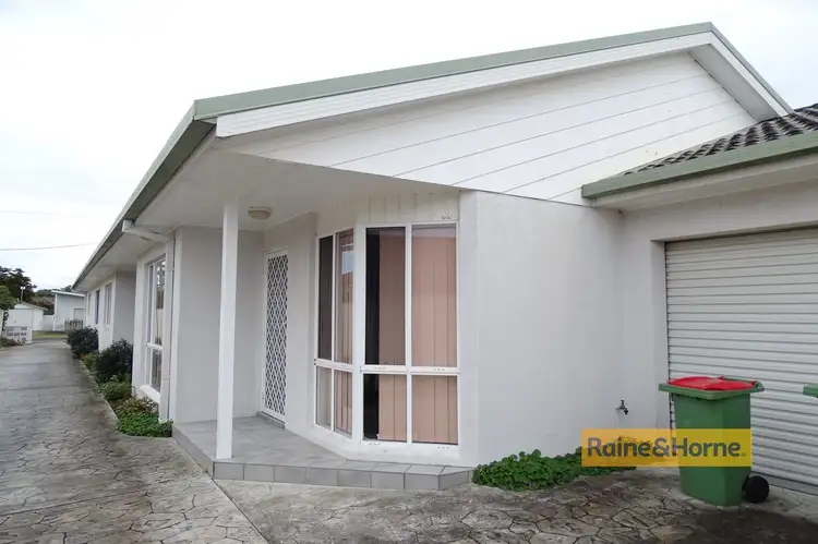 2/4 Schnapper Road