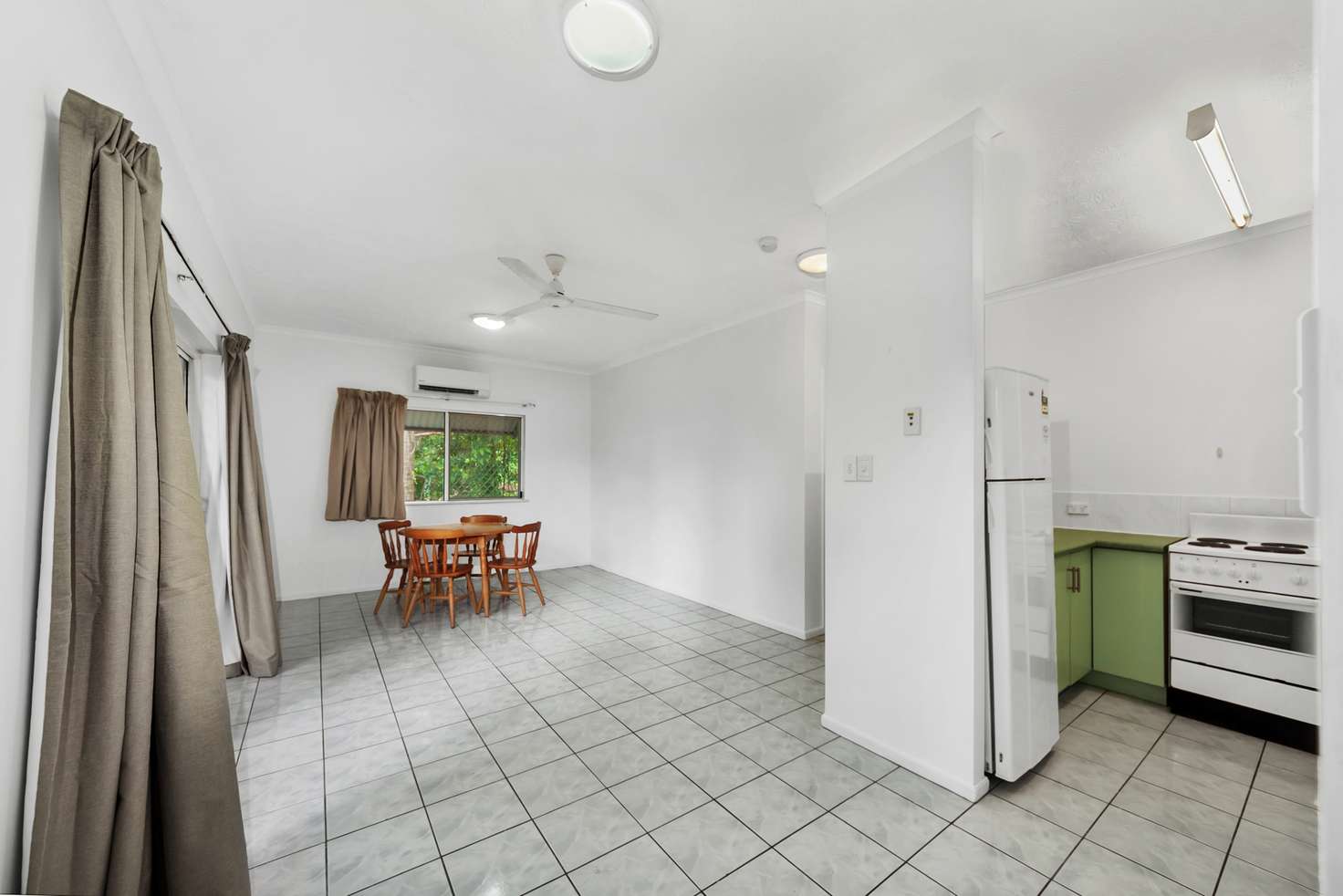 Main view of Homely unit listing, 4/42 Little Street, Manunda QLD 4870
