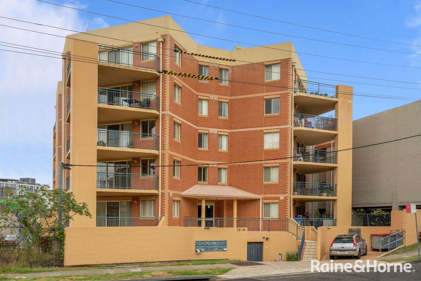 Main view of Homely unit listing, 14/12-14 Hills Street, Gosford NSW 2250