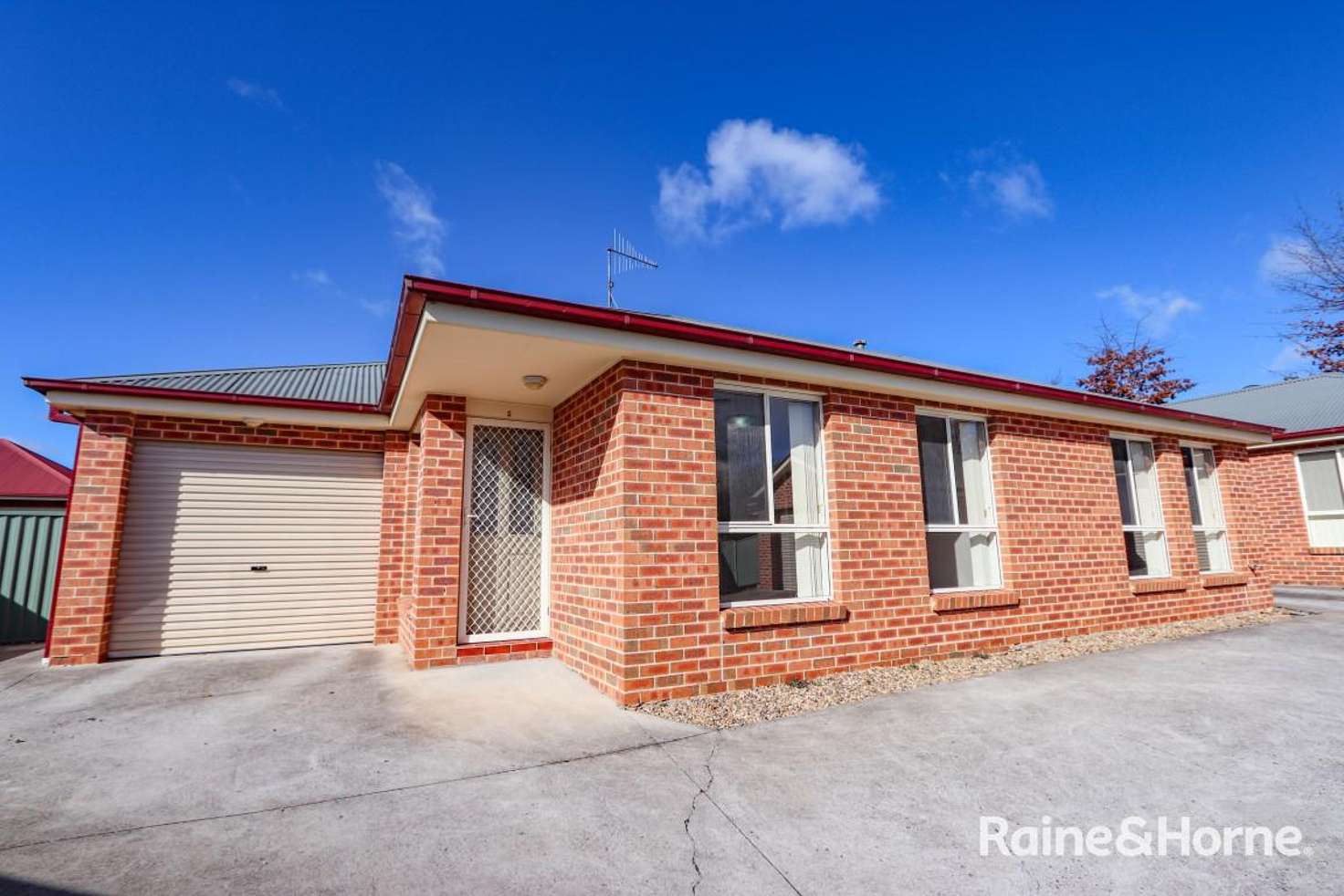 Main view of Homely unit listing, 2/60A Morrissett St, Bathurst NSW 2795